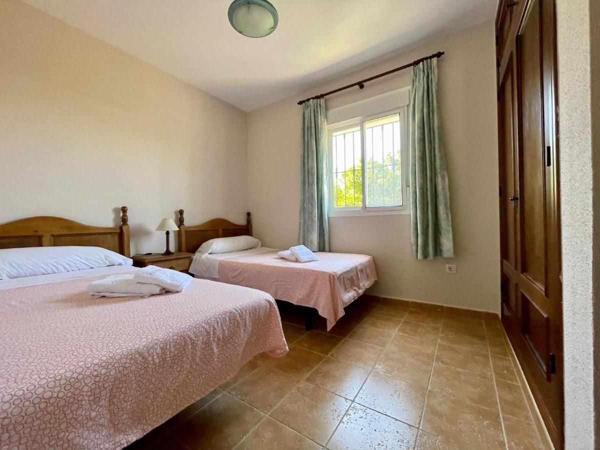 Chalet Pura Vida Chiclana de la Frontera Ngoại thất bức ảnh